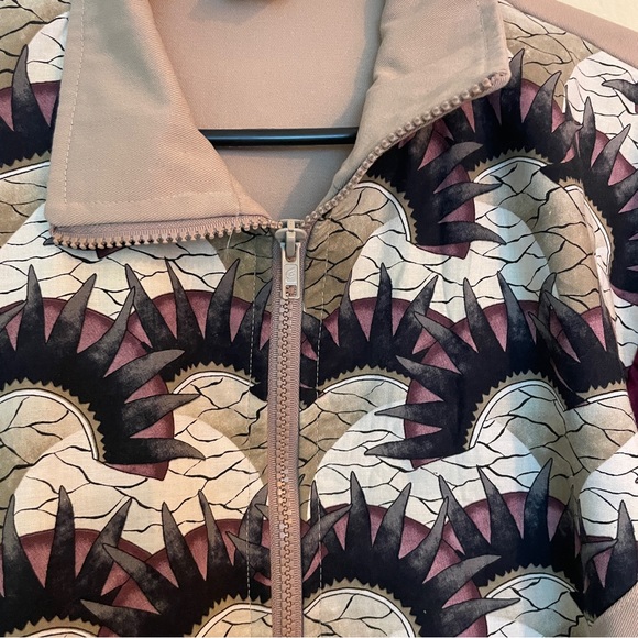 Vintage Patterned Zip Up Light Jacket - Picture 4 of 13